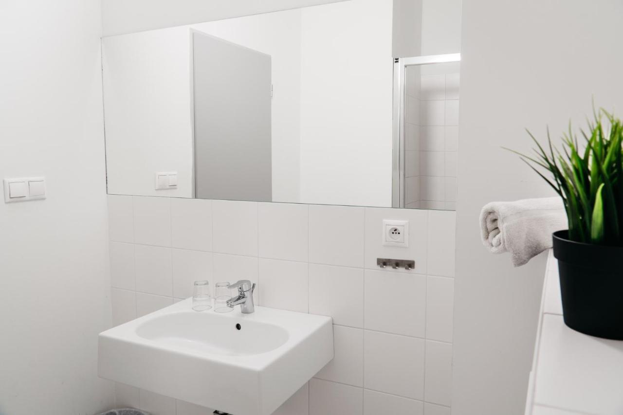 Hc Hotel Чешка Будьовица Екстериор снимка
